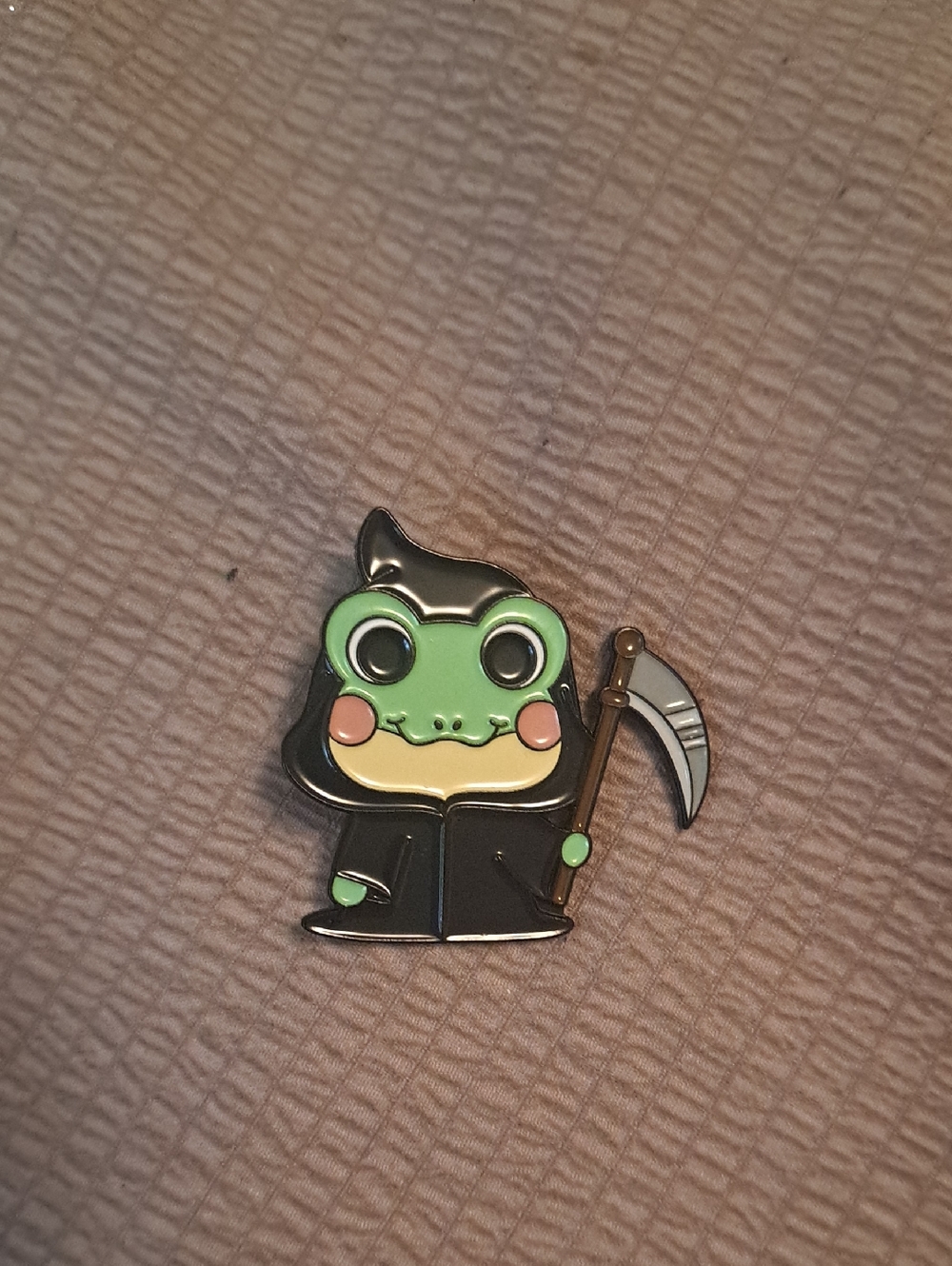Green Frog Grim Reaper Brooch - Cute Enamel Pin